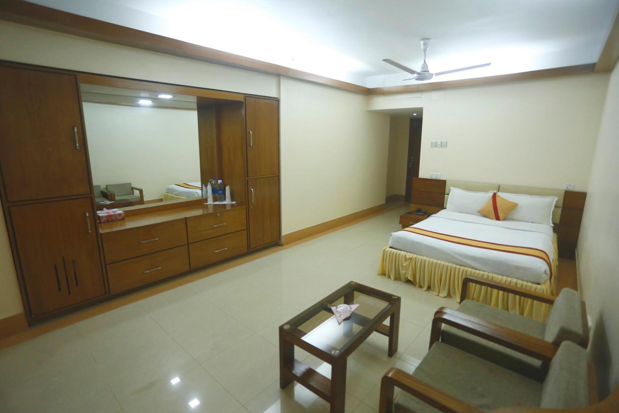Hotel Garden Inn سيلهيت المظهر الخارجي الصورة